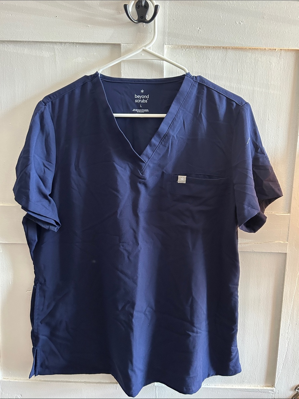 Beyond Scrubs Scrub top- size Large